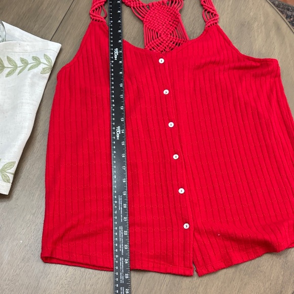 Vibrant Red Sleeveless Knit Top - Picture 3 of 9